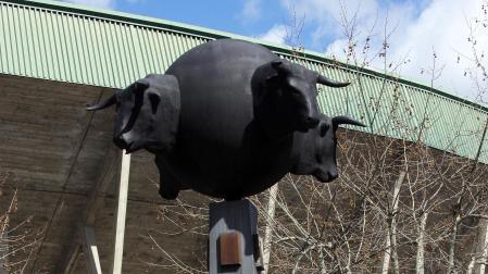 Fotos de las 15 obras monumentales de Carlos Ciriza en Navarra /