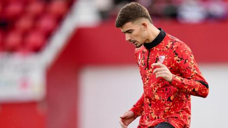 Kike Salas, futbolista del Sevilla, durante el encuentro de Copa frente al Almería