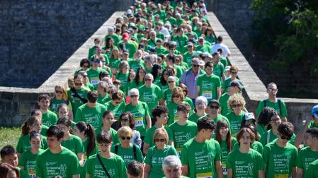 Imagen de la carrera solidaria de la Asociación Española contra el Cáncer (AECC) en Navarra, el pasado junio en Pamplona.