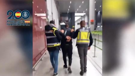 El fugitivo fue detenido en el aeropuerto de Málaga