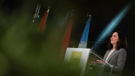 La presidenta de la Comunidad, Isabel Díaz Ayuso, durante la clausura de la VI Ruta del Garbanzo Madrileño, en Valdemorillo