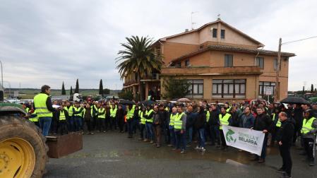 Fotos de la concentración de tractores en Tafalla.