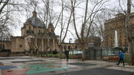 Se han retirado el parque infantil de la plaza de la Libertad