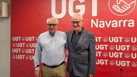Jesús Santos, secretario general de UGT Navarra, junto a Lorenzo Ríos, quien optará a relevarle en el cargo en el 13º Congreso del sindicato