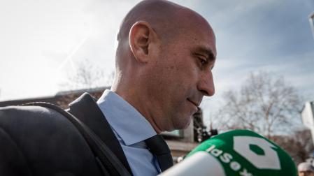 Luis Rubiales sale de una nueva jornada del juicio en la Audiencia Nacional