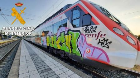 Detenidos cuatro grafiteros por daños valorados en 25.000 euros realizados en Tafalla