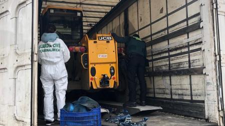 La Guardia Civil recupera en Legarda maquinaria agrícola que había sido sustraída una hora antes