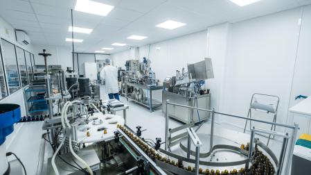 La atracción y retención del talento guarda una estrecha relación con un tejido productivo capaz de invertir en I+D

Frankies Labs invita a distribuidores y minoristas del sector cosmético a conocer sus capacidades de fabricación y desarrollo de productos desde su laboratorio en BIC Euronova, en Málaga TechPark.

REMITIDA / HANDOUT por BIC EURONOVA

Fotografía remitida a medios de comunicación exclusivamente para ilustrar la noticia a la que hace referencia la imagen, y citando la procedencia de la imagen en la firma

23/10/2024