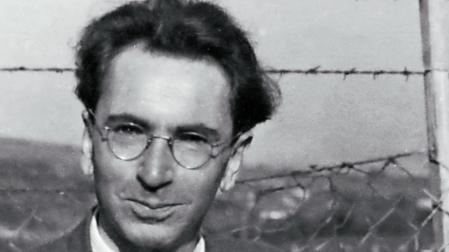 El neurólogo y psiquiatra austríaco Viktor Frankl fue uno de los pocos supervivientes del campo de exterminio de Auschwitz (Polonia)