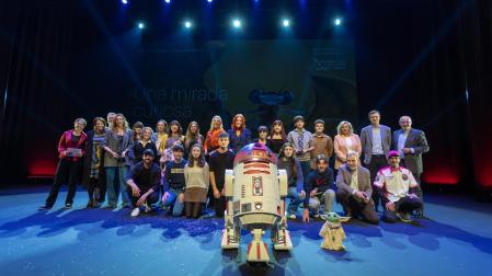 Fotografía de grupo con los ganadores de la última edición del festival LabMeCrazy