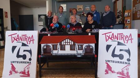 Presentación actos del 75 aniversario del barrio de la Txantrea