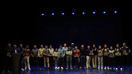 Todos los deportistas, colaboradores y patrocinadores homenajeados durante la XXIX Gala del Deporte Tafallés
