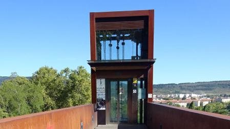 Ascensor de la Media Luna