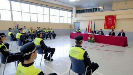 Imagen de archivo de varios auxiliares de Policía Local