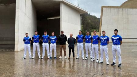 Los pelotaris que participarán en la próxima edición del Manomanista Serie B, cuya final se jugará en el Labrit