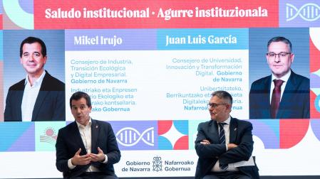 Los consejeros Irujo y García, en un momento de la presentación