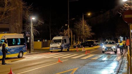 Imagen de un control de la Policía Municipal en Pamplona