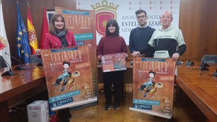Desde la izda., Noemí Hernández, concejala de Cultura de Ribaforada; Ana Duarte, concejala de Cultura de Estella; Marcos Navascués, edil de Cultura de Cintruénigo; y Javier Bonafau, concejal de Viana.