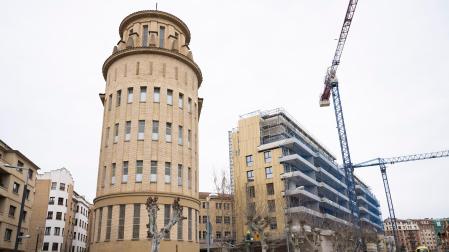 La parcela del antiguo colegio de Maristas, en la esquina de la avenida de Galicia y la calle Tafalla