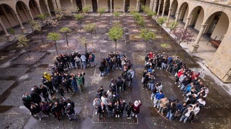 Alumnos y docentes conformaron el ‘E2O’ que representa a las Escuelas de Segunda Oportunidad