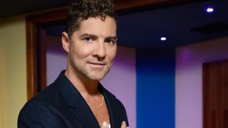 El cantante David Bisbal ha vuelto a grabar 'Mi princesa' para una campaña en apoyo a los enfermos de Alzheimer
