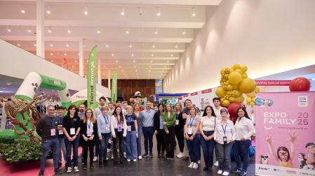 Actividades y ambiente en la primera jornada del Expofamily 2025 /