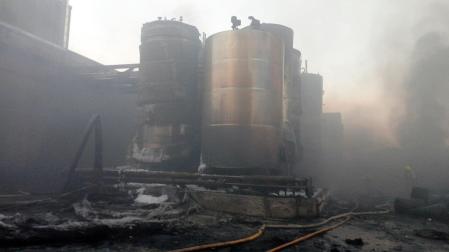 Incendio en la empresa Euroresin Oyón