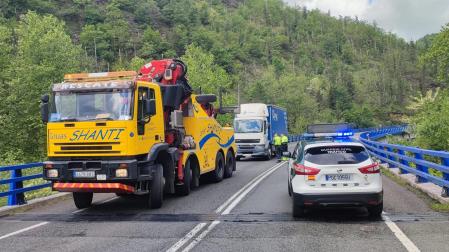 La circulación por la N-121-A ha quedado restablecida a las 15:25 horas