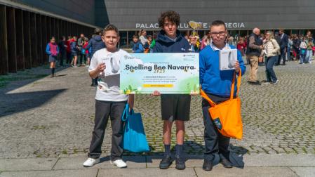PRIMARIA. De izquierda a derecha: Rayan Faik Shukri (C.P.Rochapea) Pau Del Río Castellano (FEC Vedruna) y Jesús Martín Tembleque (Nuestra Señora del Huerto).