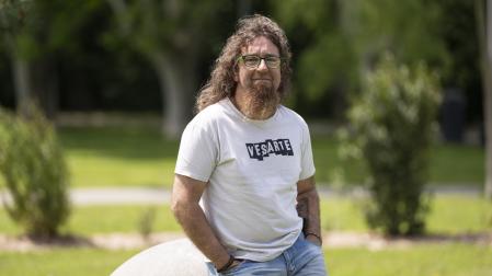 Natxo García (Puente la Reina, 1973) ha superado un cáncer de pulmón con metástasis.