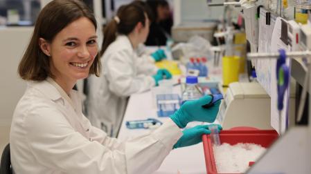 María Arechederra Calderón investiga en el CIMA-Universidad de Navarra sobre tumores sólidos.