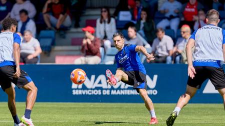 A: J.P. Urdíroz
F: 21-05-2025
P: Bryan Zaragoza
L: Pamplona. I