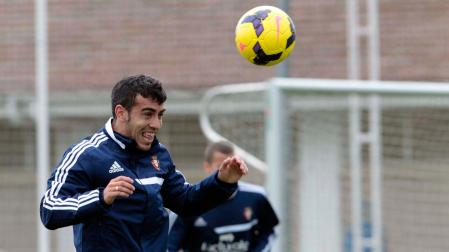 Ariel Núñez durante un entrenamiento en Tajonar