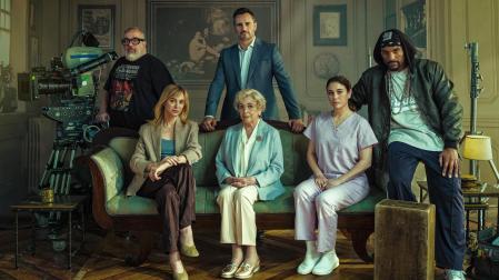 Álex de la Iglesia ya prepara su nueva película, 'La cuidadora', protagonizada por Carmen Maura, Blanca Suárez, Marta Hazas, Asier Etxeandia y David Comrie