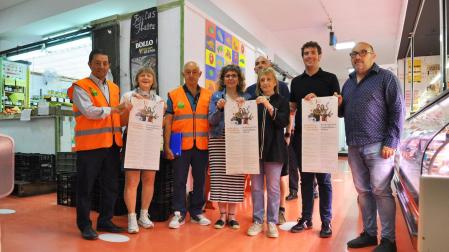 Responsables municipales, de Ascota y el grupo de voluntariado urbano en la presentación de los actos