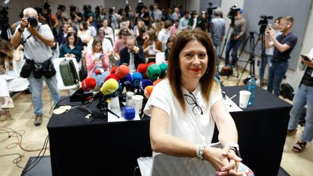 La exmilitante socialista Leire Díez comparece este miércoles ante los medios después de solicitar su baja en el PSOE