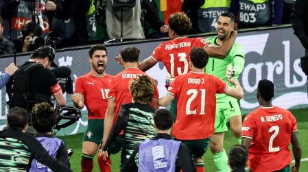 Portugal celebra su triunfo contra España en la final de la UEFA Nations League