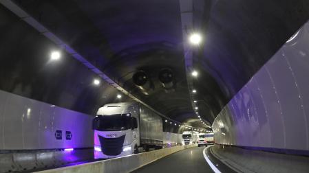 Imagen de uno de los 'by pass' habilitado en el tramo guipuzcoano de la A-15.