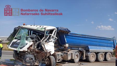 Estado en el que ha quedado uno de los camiones implicados en el accidente