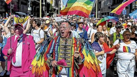 Un momento de la marcha del Orgullo LGTBIQ+ celebrada en Budapest (Hungría) /