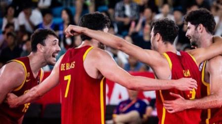 Histórica victoria de la selección española masculina de baloncesto 3x3
REMITIDA / HANDOUT por FEB
Fotografía remitida a medios de comunicación exclusivamente para ilustrar la noticia a la que hace referencia la imagen, y citando la procedencia de la imagen en la firma
29/06/2025