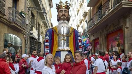 Fotos de la salida de la Comparsa de Gigantes y Cabezudos este 8 de julio