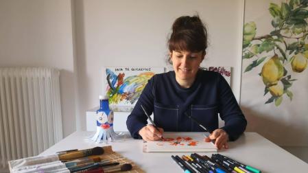 Raquel Samitier ilustratzailea lanean