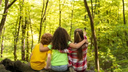 Imagen de unos niños en un campamento