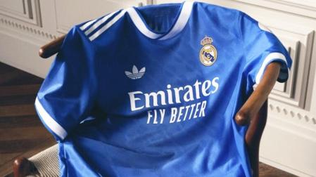 Imagen de la camiseta de la tercera equipación del Real Madrid para la temporada 2025-2026 /