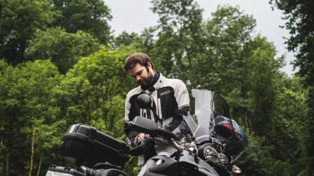 José Javier en una de sus escapadas moteras