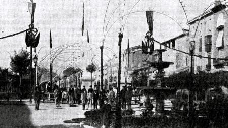 Paseo de Valencia con el túnel luminoso, en las fiestas de San Fermín del año 1885