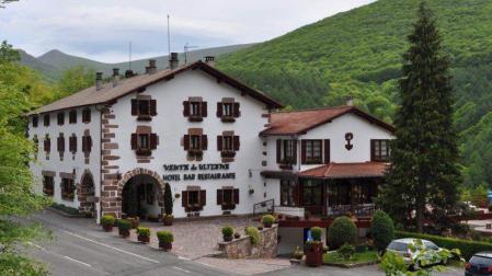 Venta de Ulzama, uno de los 6 restaurantes de montaña en Navarra recomendados por Viajes National Geographic