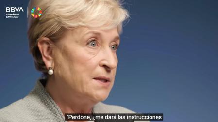 Inma Puig, en un momento del vídeo de Aprendemos Juntos 2030