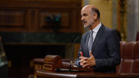 El diputado de UPN Alberto Catalán durante la sesión de control al Gobierno, este miércoles en el Congreso.